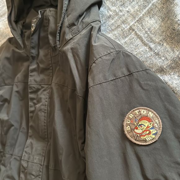 Black kids winter jacket. Burton size youth L (14/16) - Picture 3 of 5